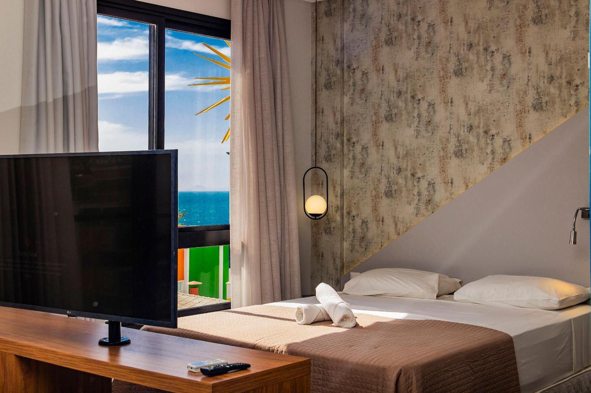 Aion Suites 303 - Lindo Apartamento Com Vista Para O Mar, A 60M Da Praia De Bombinhas, Com Piscina E Academia No Rooftop. מראה חיצוני תמונה