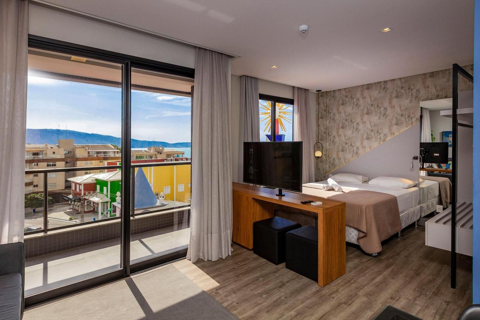 Aion Suites 303 - Lindo Apartamento Com Vista Para O Mar, A 60M Da Praia De Bombinhas, Com Piscina E Academia No Rooftop. מראה חיצוני תמונה